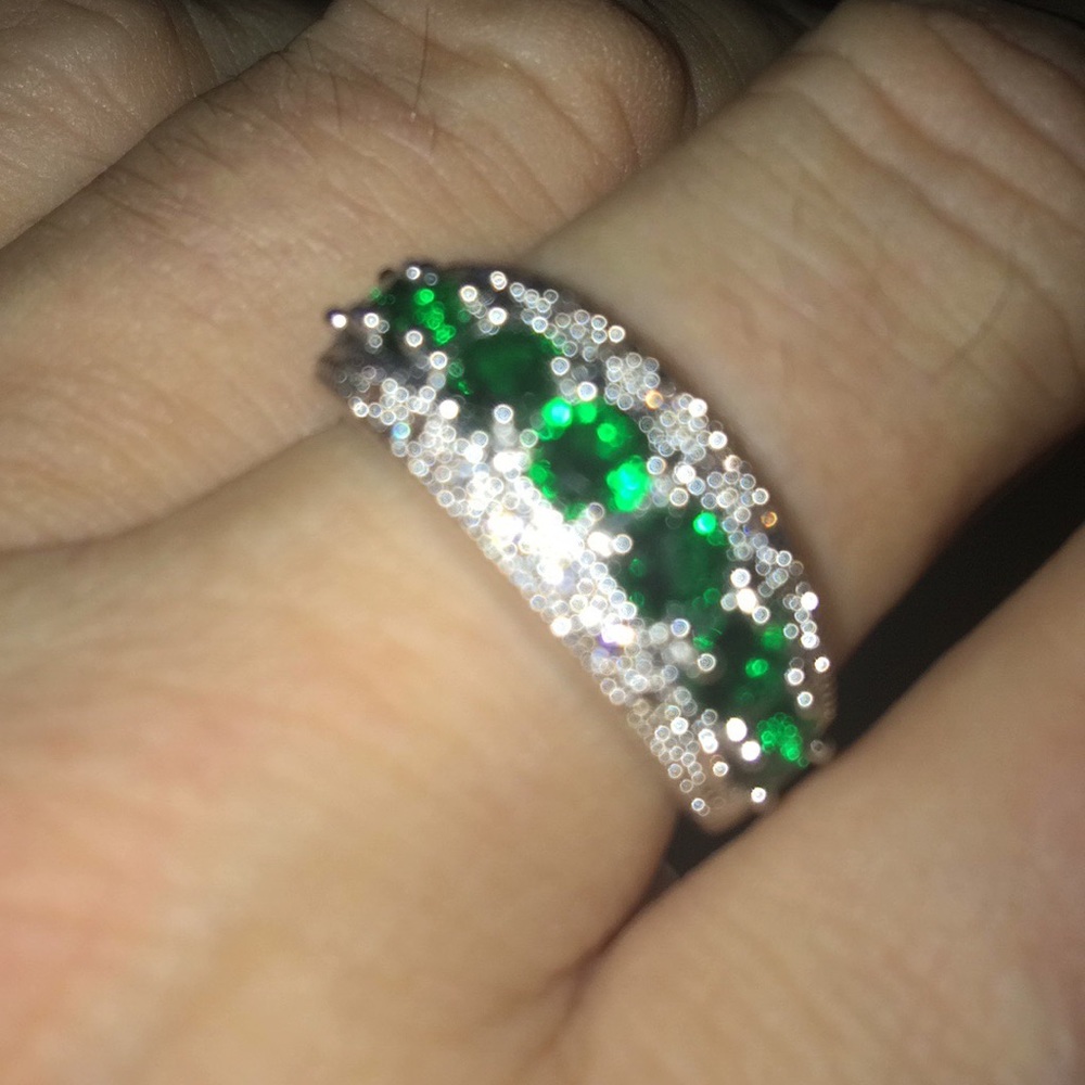 NWT sz 9 ring w/gift box